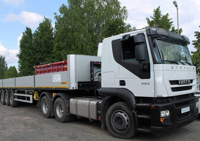 Аренда длинномера IVECO 13.6м