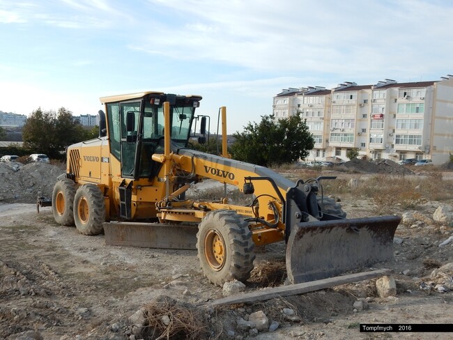 Аренда грейдера (автогрейдера) Volvo G946