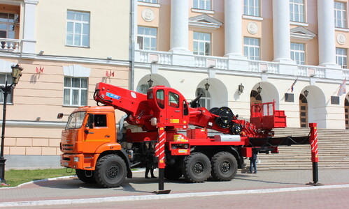 Автовышка HORYONG Sky 450SF (КаМАЗ вездеход)