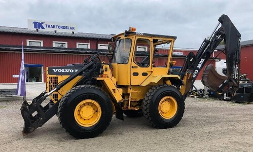 Аренда экскаватора-погрузчика Volvo 6300