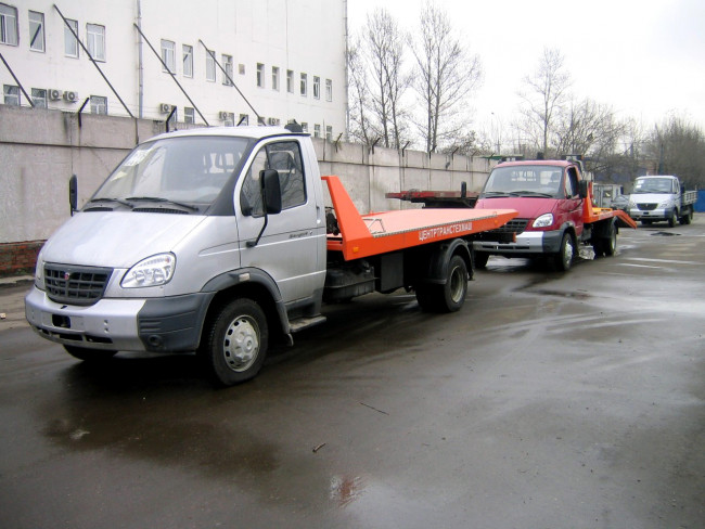 Аренда эвакуатора ГАЗ-33104 (сдвижн. платф. и КМУ)