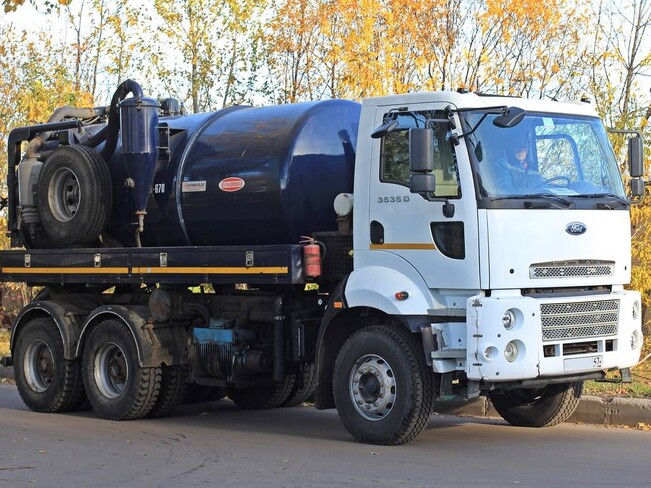 Аренда илососа ТКМ-670 (на шасси Ford Cargo 3535D)