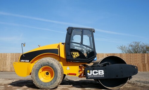 Дорожный каток JCB Vibromax VM 132D