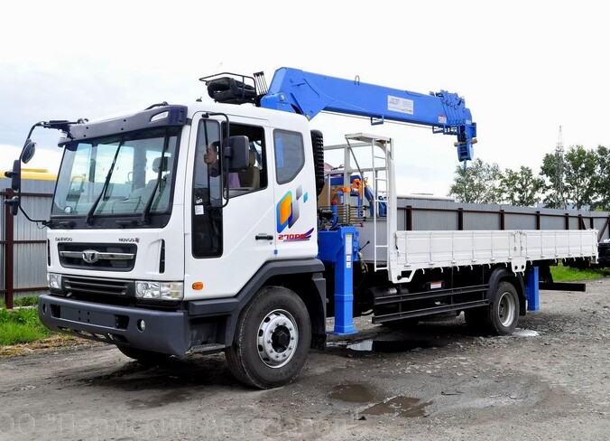 Аренда манипулятора КМУ KANGLIM на шасси DAEWOO