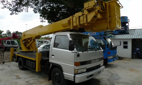 Аренда автовышки (автогидроподъемника) Aichi SK1