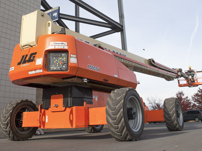 Аренда телескопического подъемника JLG 1500SJ