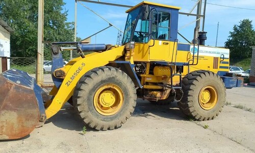 Аренда фронтального погрузчика (колесного) CHANGLIN ZLM50-5