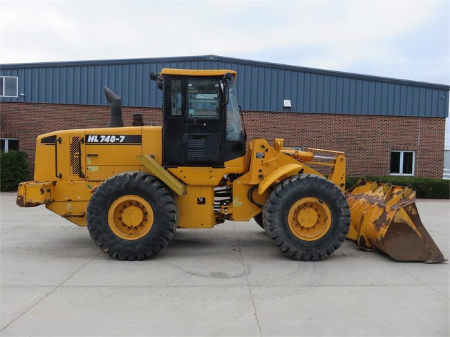 Аренда погрузчика Hyundai HL 740-7
